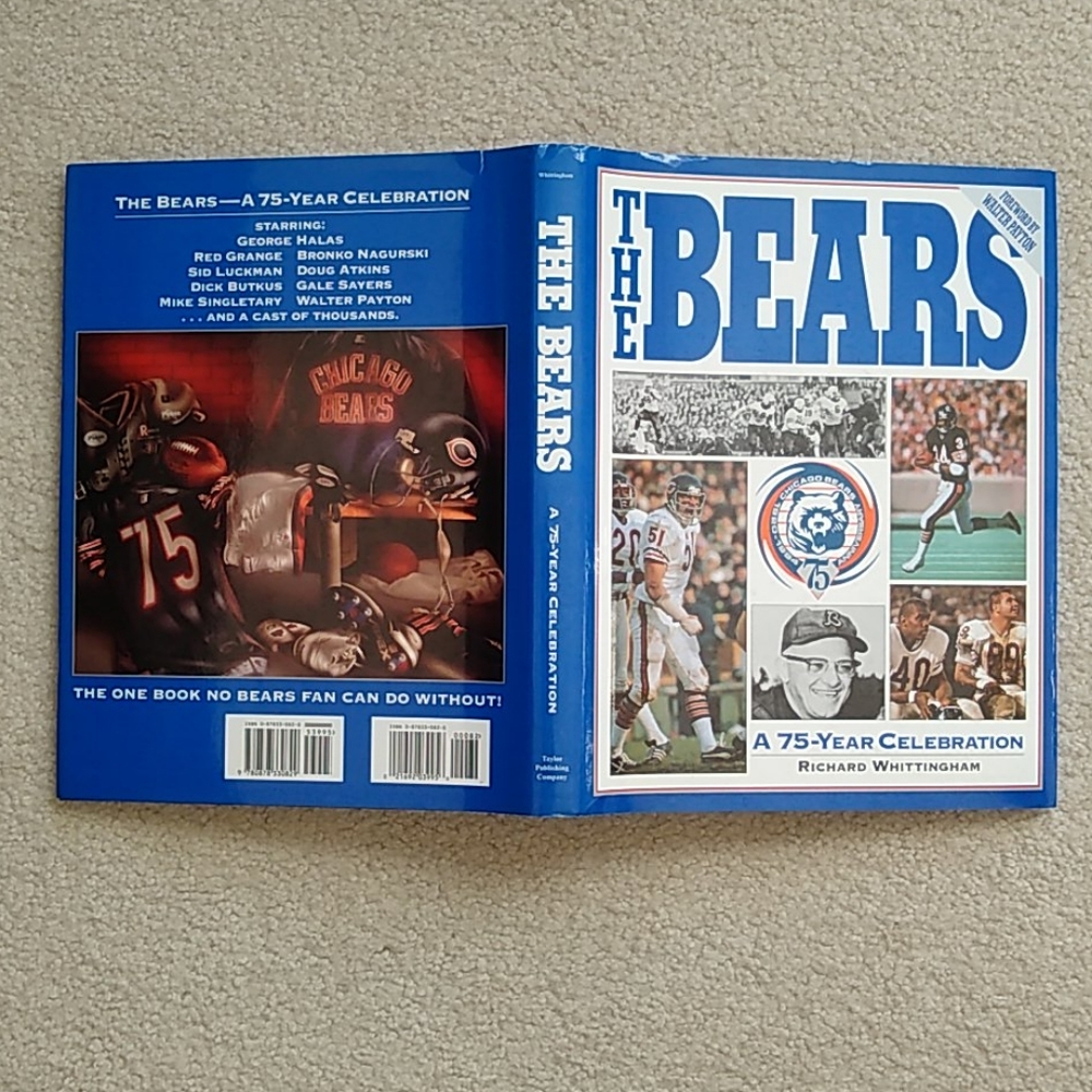 THE BEARS Football Book Hardcover - Picture 4 of 7